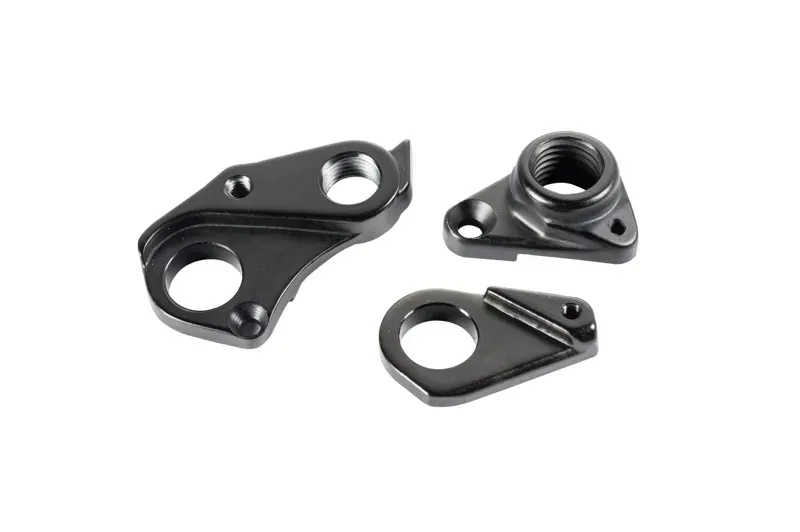 2020 Giant MY14-17 Reign 142x12mm Dropout in Black