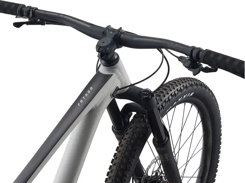 2021 Giant Fathom 2 Hardtail Mountain Bike in Grey-4