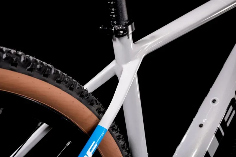 2022 Cube Reaction c:62 Pro Mountain Bike in Grey-3