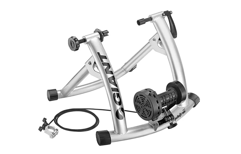 2020 Giant Cyclotron Mag Turbo Trainer in Black