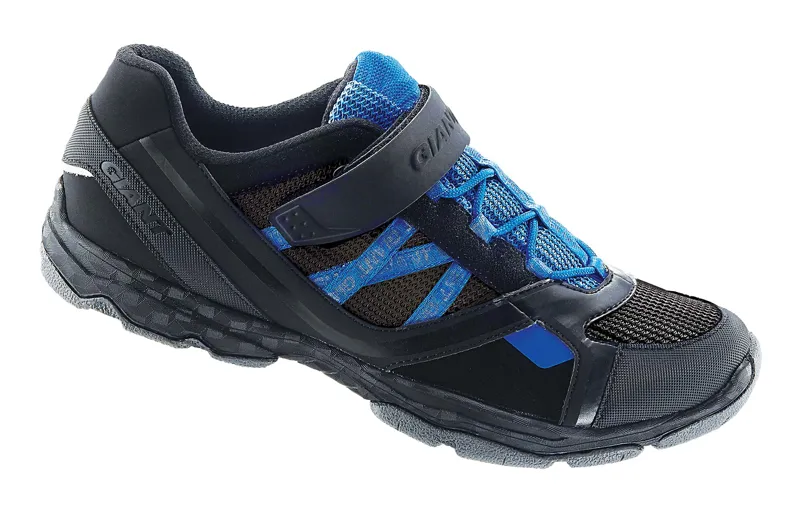 2018 Giant Sojourn Gravel and Touring Shoes in Black